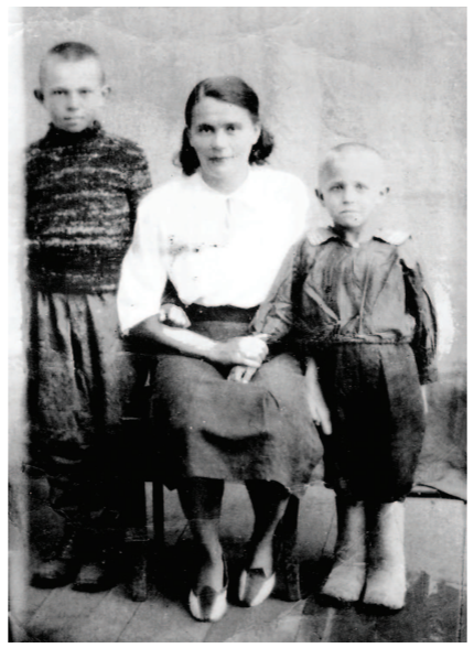 Jan, Maria and Romuald - Czernogorsk, June 1945